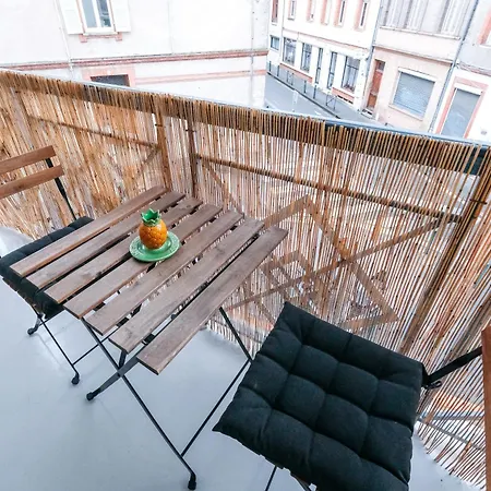 Le Vinyle ~ Parking ~ Balcon ~ Centre-ville *
