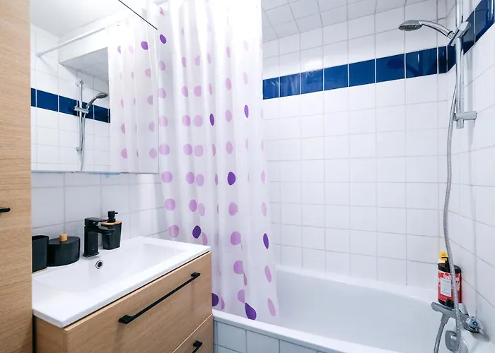 Διαμέρισμα Le Vinyle ~ Parking ~ Balcon ~ Centre-ville